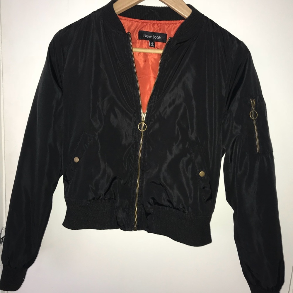 black bomber jacket